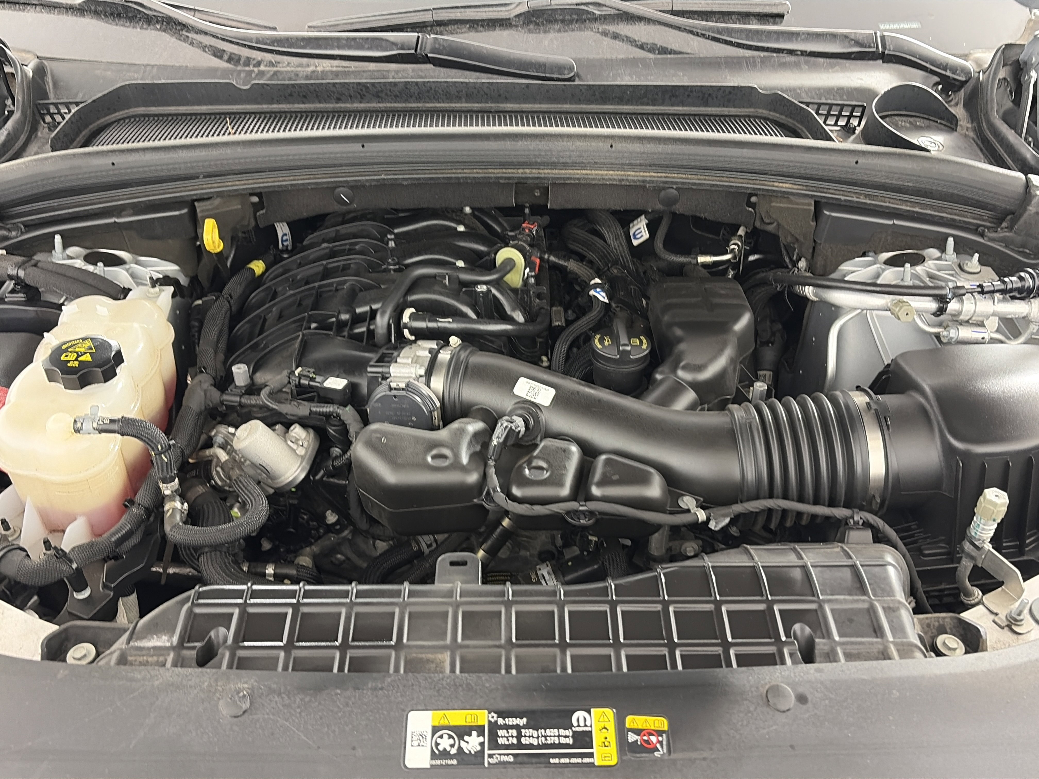 Used 2023 Jeep Grand Cherokee L Limited w/ Trailer Tow Group (B) image 12