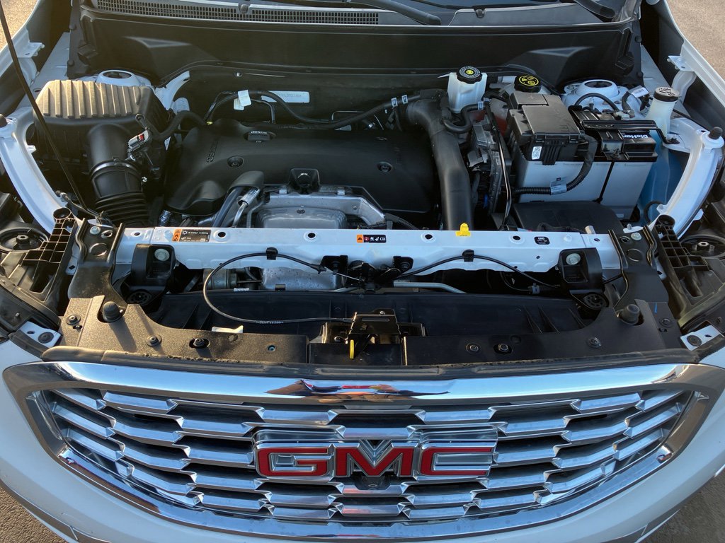 Used 2019 GMC Terrain Denali w/ Advanced Safety Package image 40