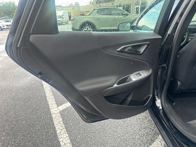 Used 2025 Chevrolet Malibu LT FWD image 14