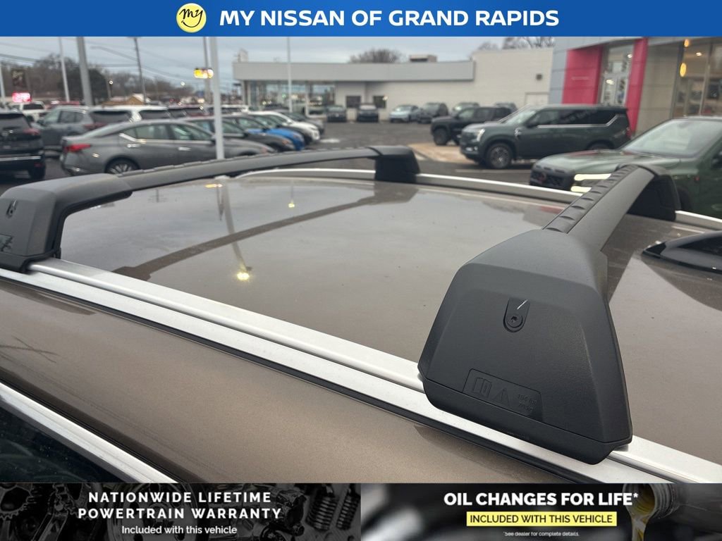 New 2026 Nissan Kicks SR w/ Cold Weather Package image 24