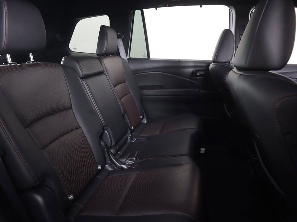Used 2024 Honda Passport Black Edition image 38