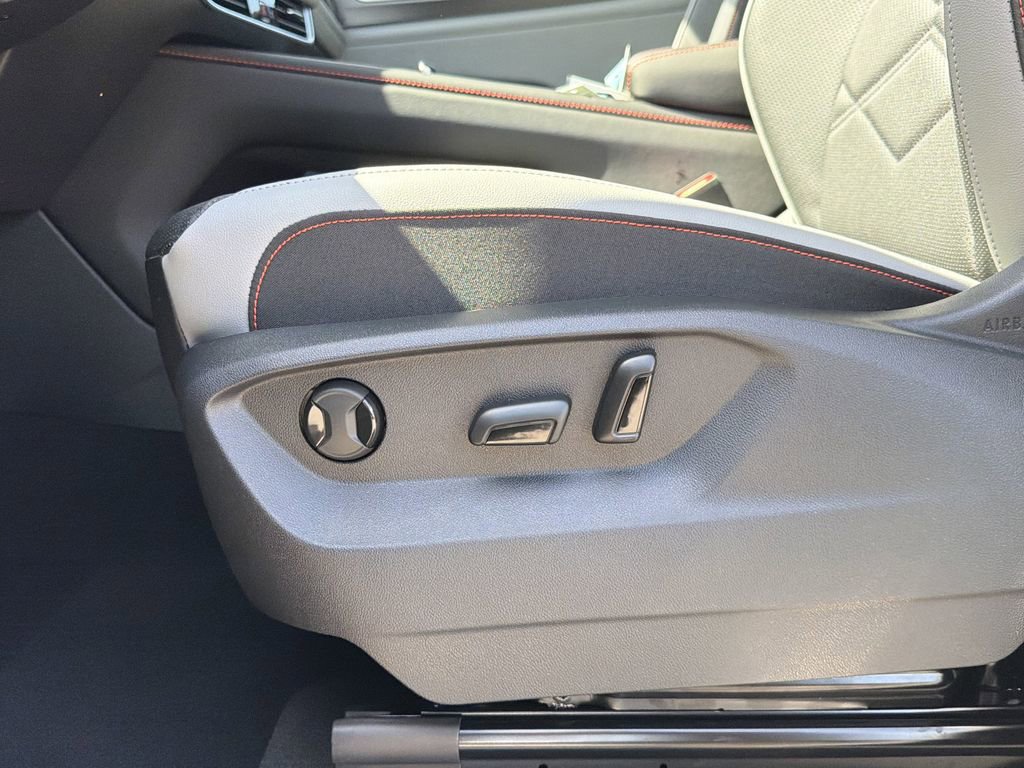 New 2026 Volkswagen Atlas Peak Edition image 26