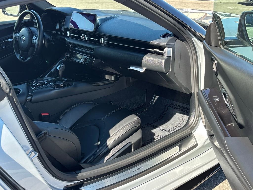Used 2022 Toyota Supra Premium w/ Driver Assist Package image 28