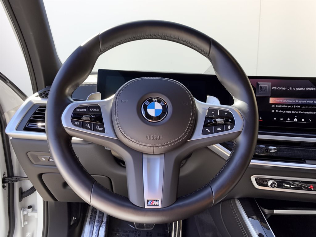 Used 2024 BMW X5 xDrive40i AWD/4WD image 10