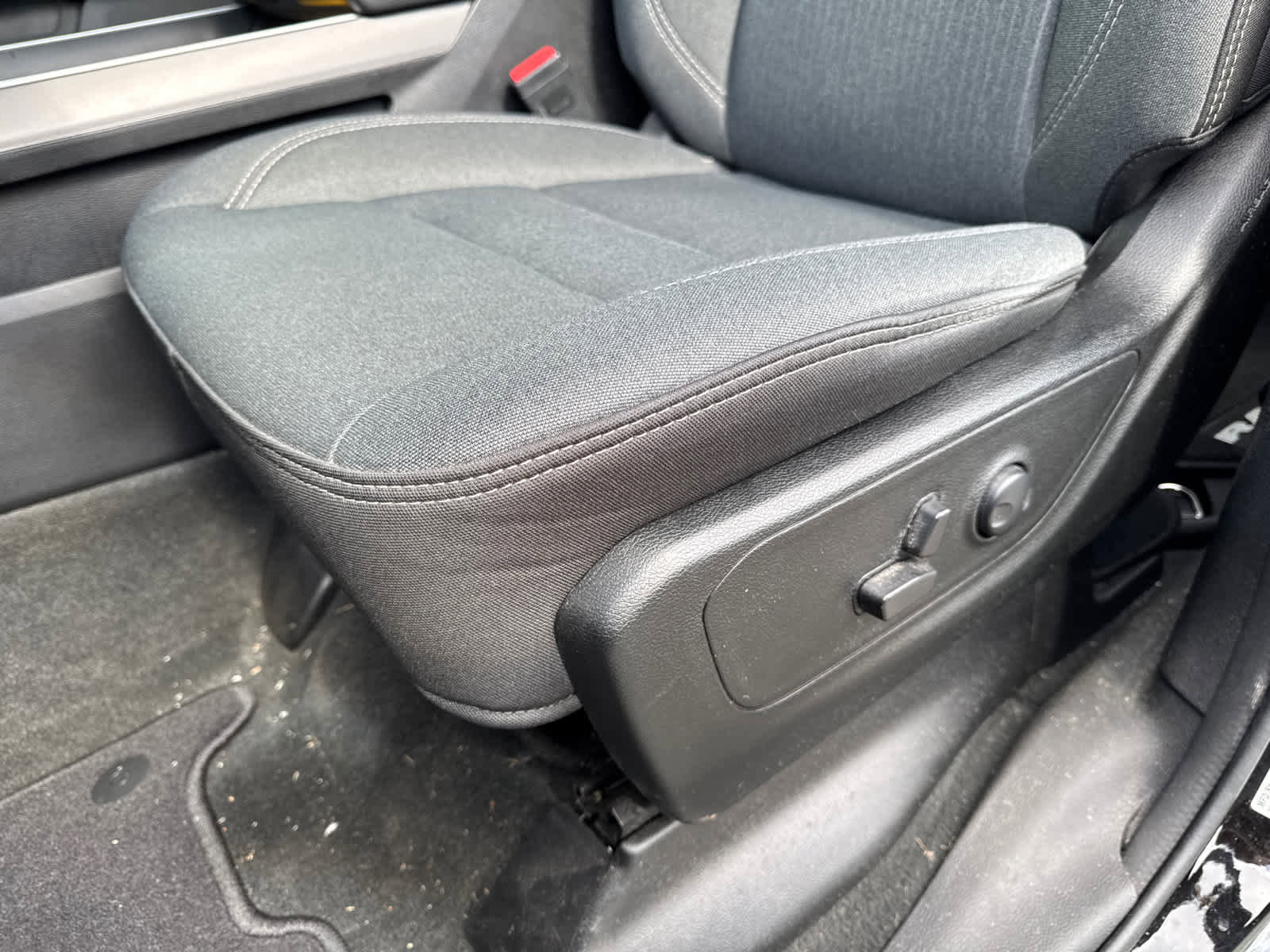 Used 2022 RAM 1500 Big Horn image 15