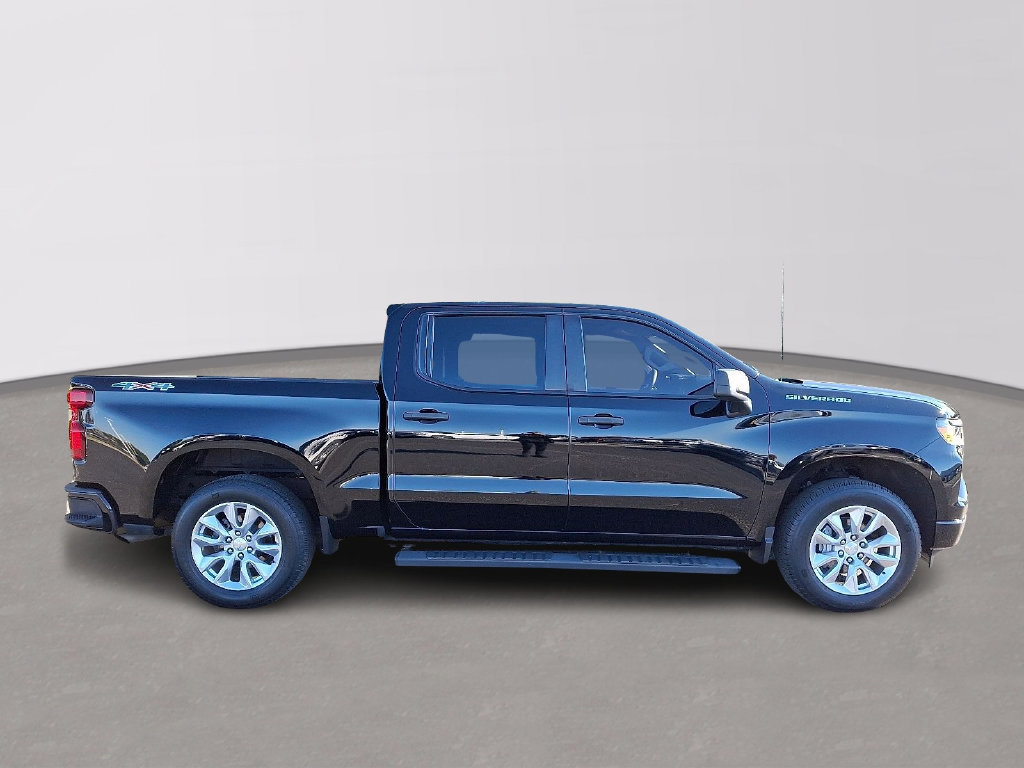 Certified 2022 Chevrolet Silverado 1500 Custom AWD/4WD image 7