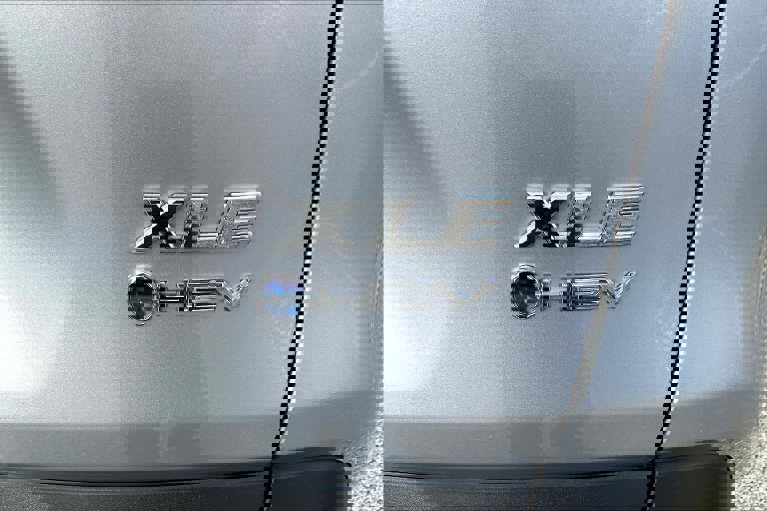 Used 2025 Toyota RAV4 XLE image 8