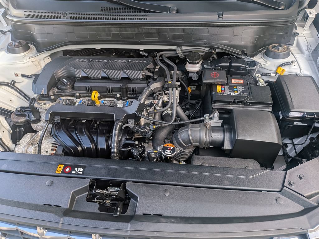 Certified 2024 Hyundai Venue SEL FWD image 34