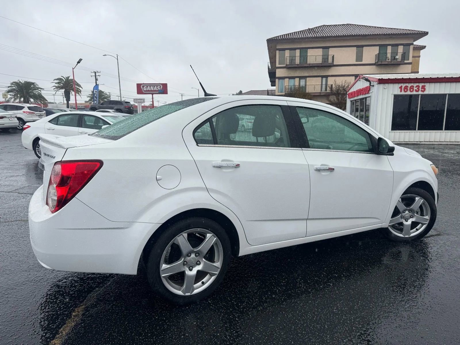 Used 2013 Chevrolet Sonic LTZ image 9