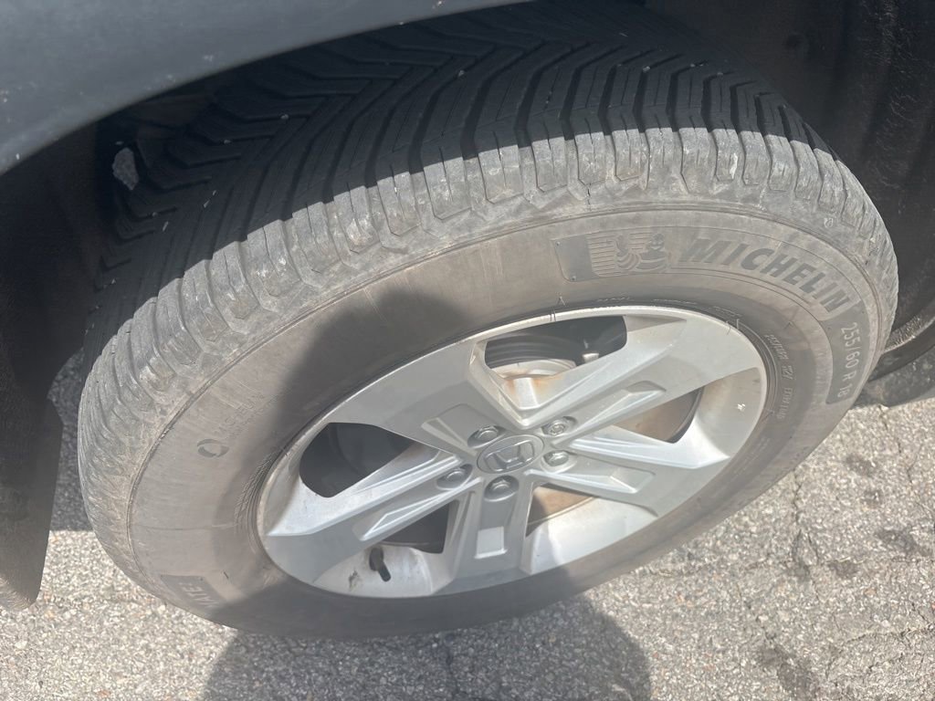 Certified 2023 Honda Pilot LX image 12