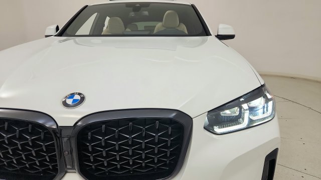 Used 2025 BMW X4 xDrive30i AWD/4WD image 25