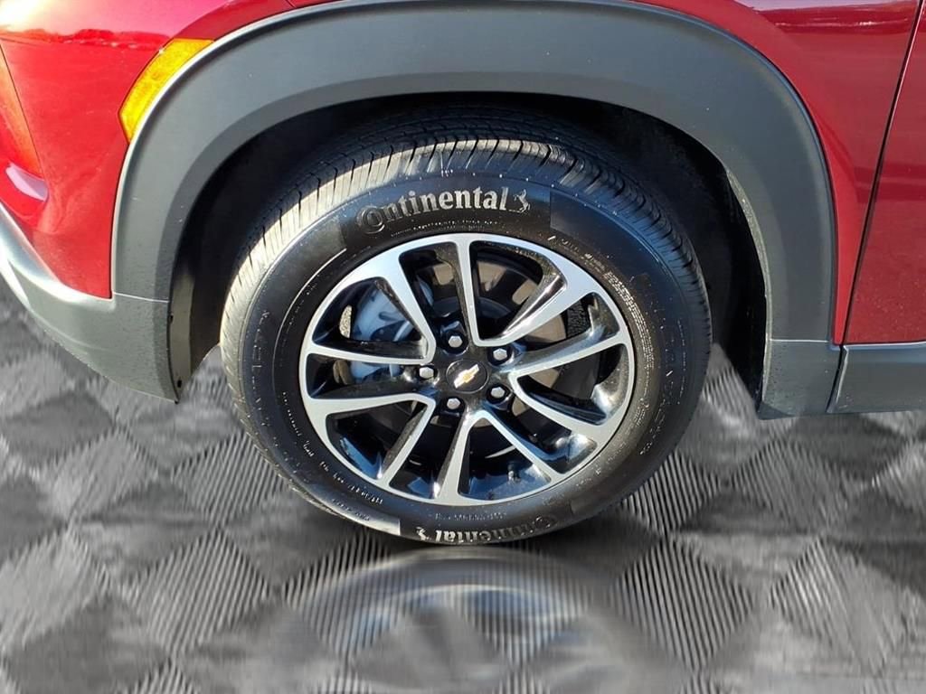 Used 2025 Chevrolet TrailBlazer LT image 10