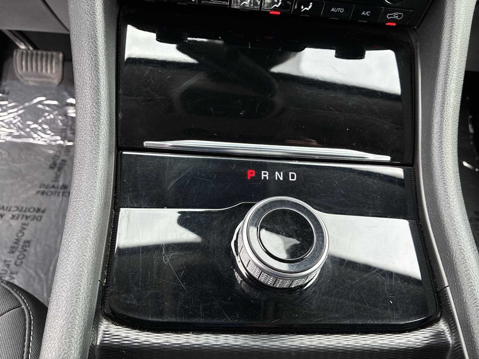 Used 2023 Jeep Grand Cherokee Laredo AWD/4WD image 20