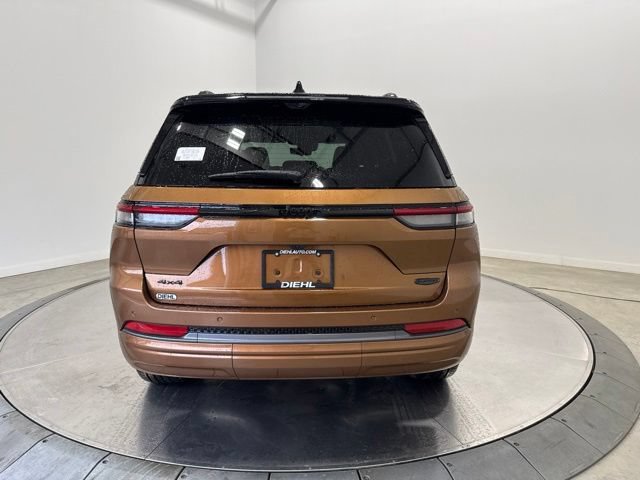 New 2026 Jeep Grand Cherokee Summit AWD/4WD image 6