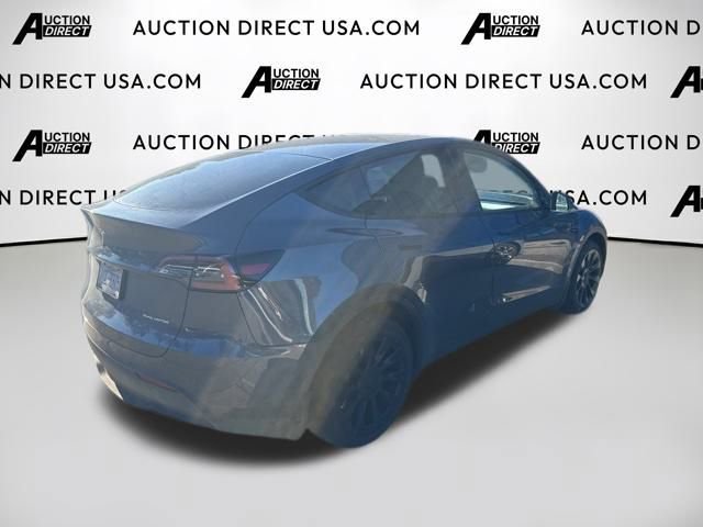 Used 2023 Tesla Model Y Long Range image 10
