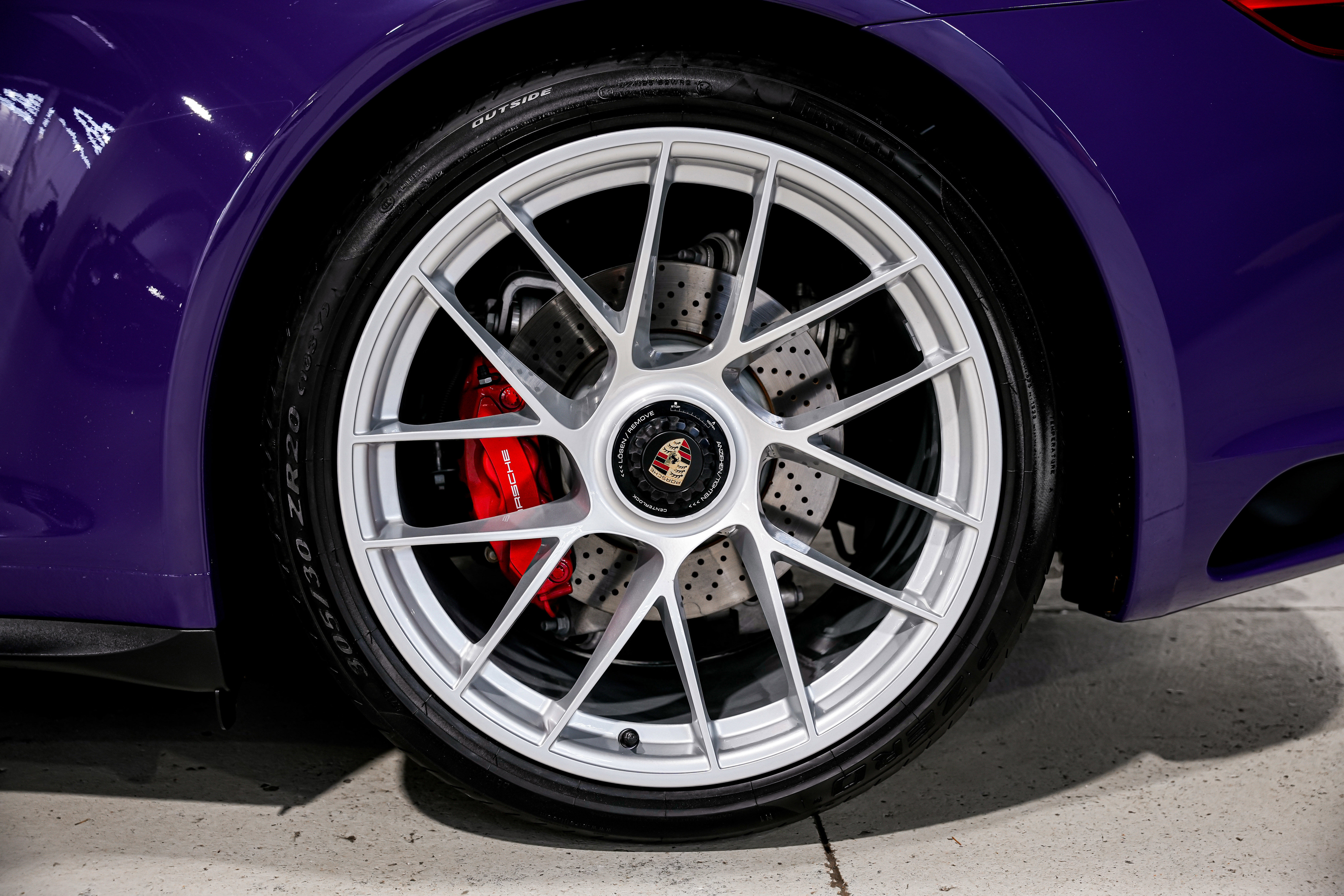 Used 2018 Porsche 911 Targa 4 GTS image 45