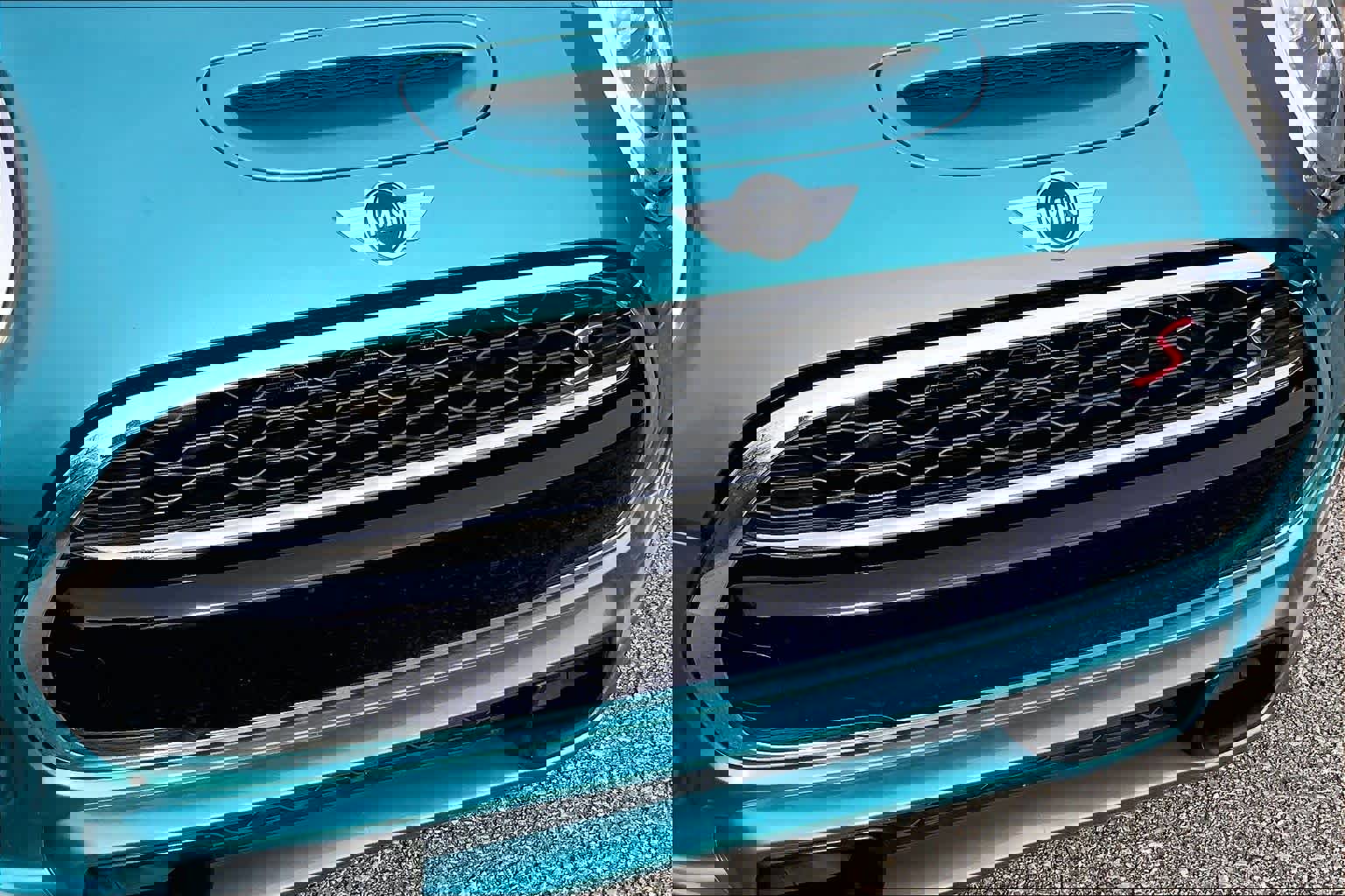 Used 2018 MINI Cooper S image 27