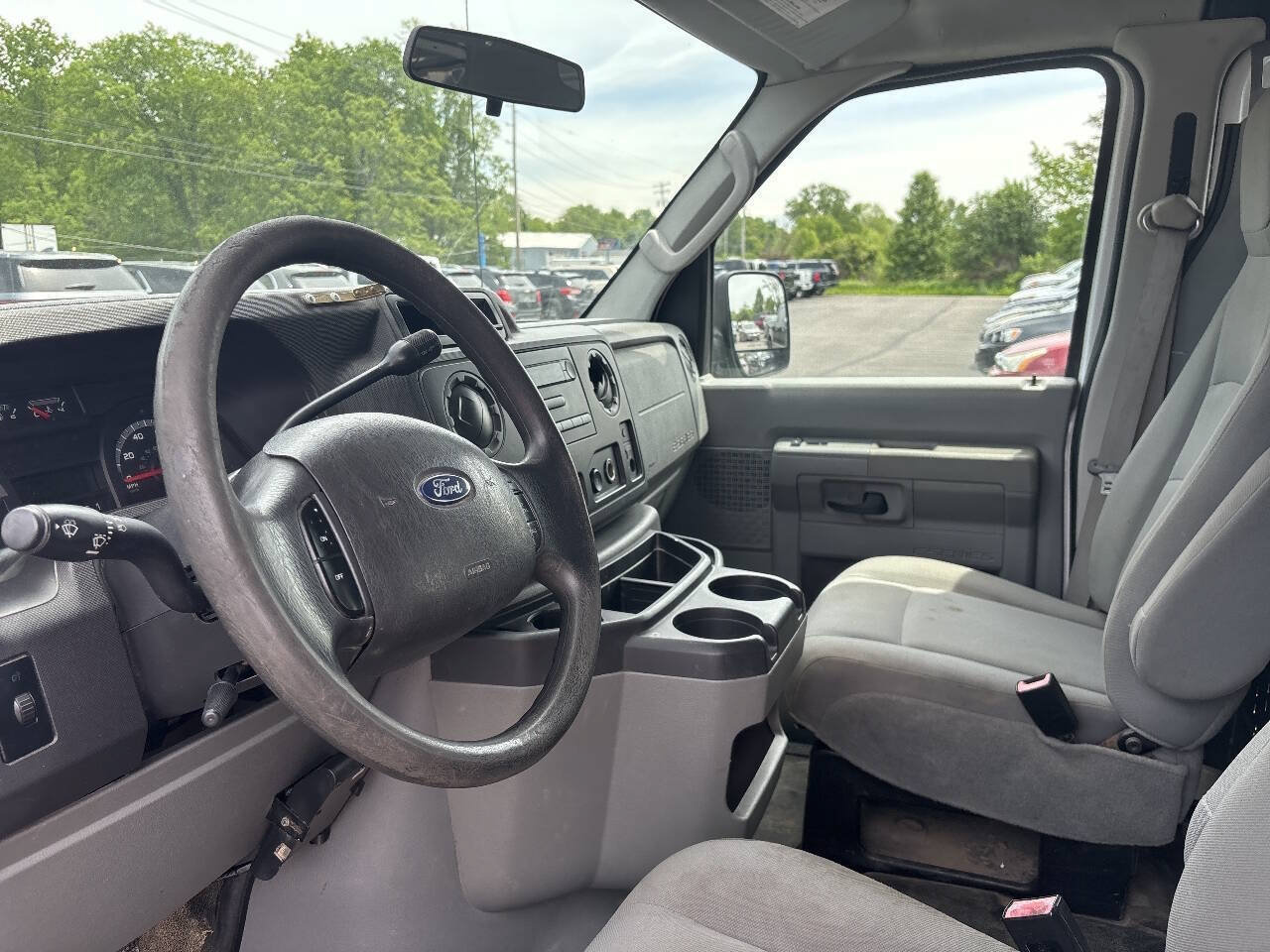 Used 2011 Ford E-250 and Econoline 250 w/ PWR Group RWD image 15