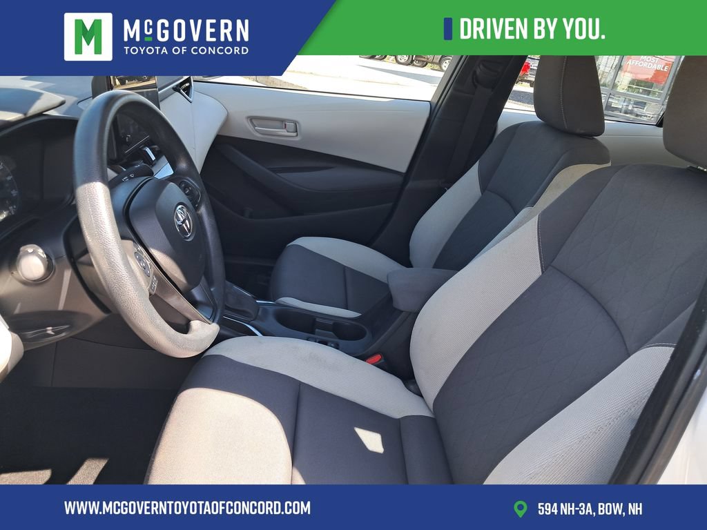 Used 2024 Toyota Corolla LE w/ LE Convenience Package FWD image 16