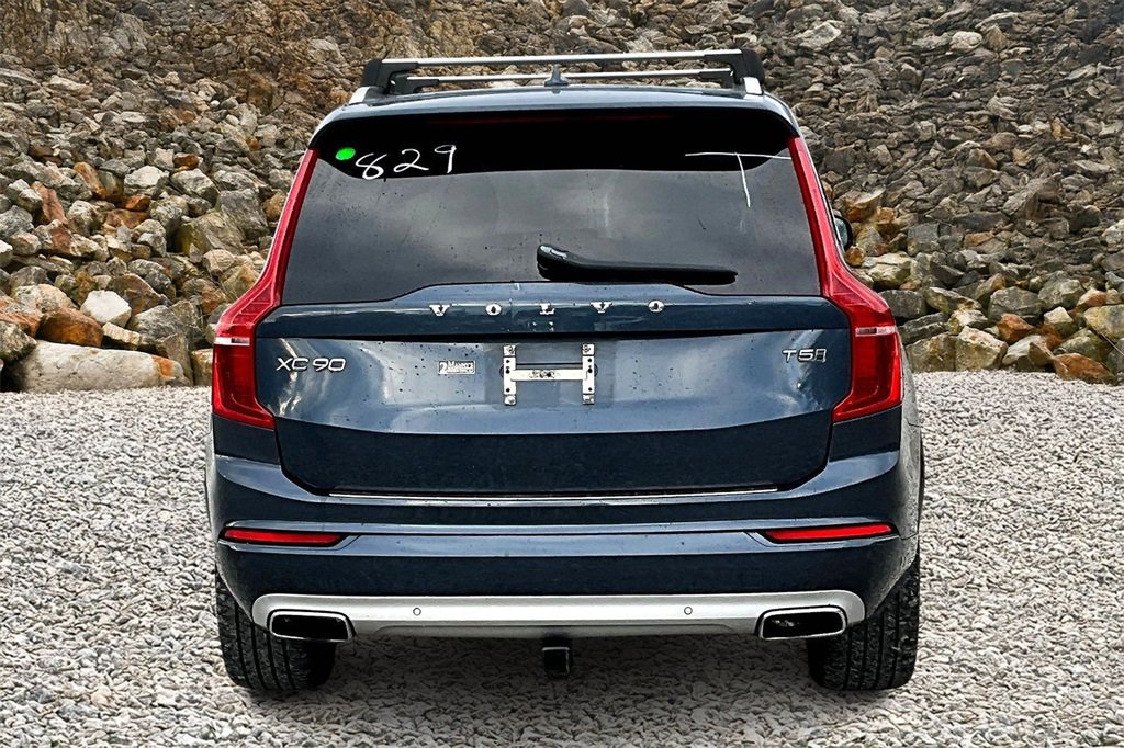 Used 2021 Volvo XC90 T5 Momentum w/ Protection Package Premier image 3