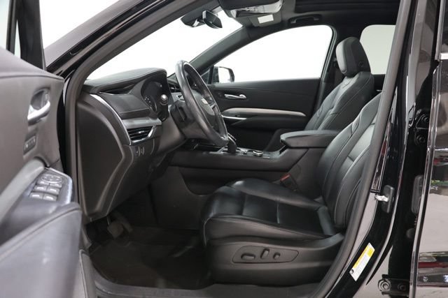 Used 2023 Cadillac XT4 Premium Luxury w/ Driver Assist Package AWD/4WD image 18