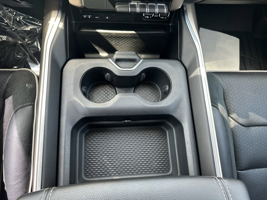 Used 2019 RAM 1500 Laramie image 17