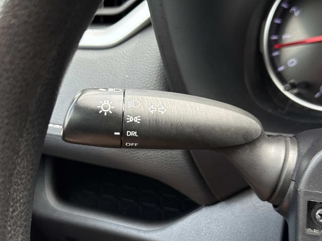 Used 2022 Toyota RAV4 LE FWD image 26