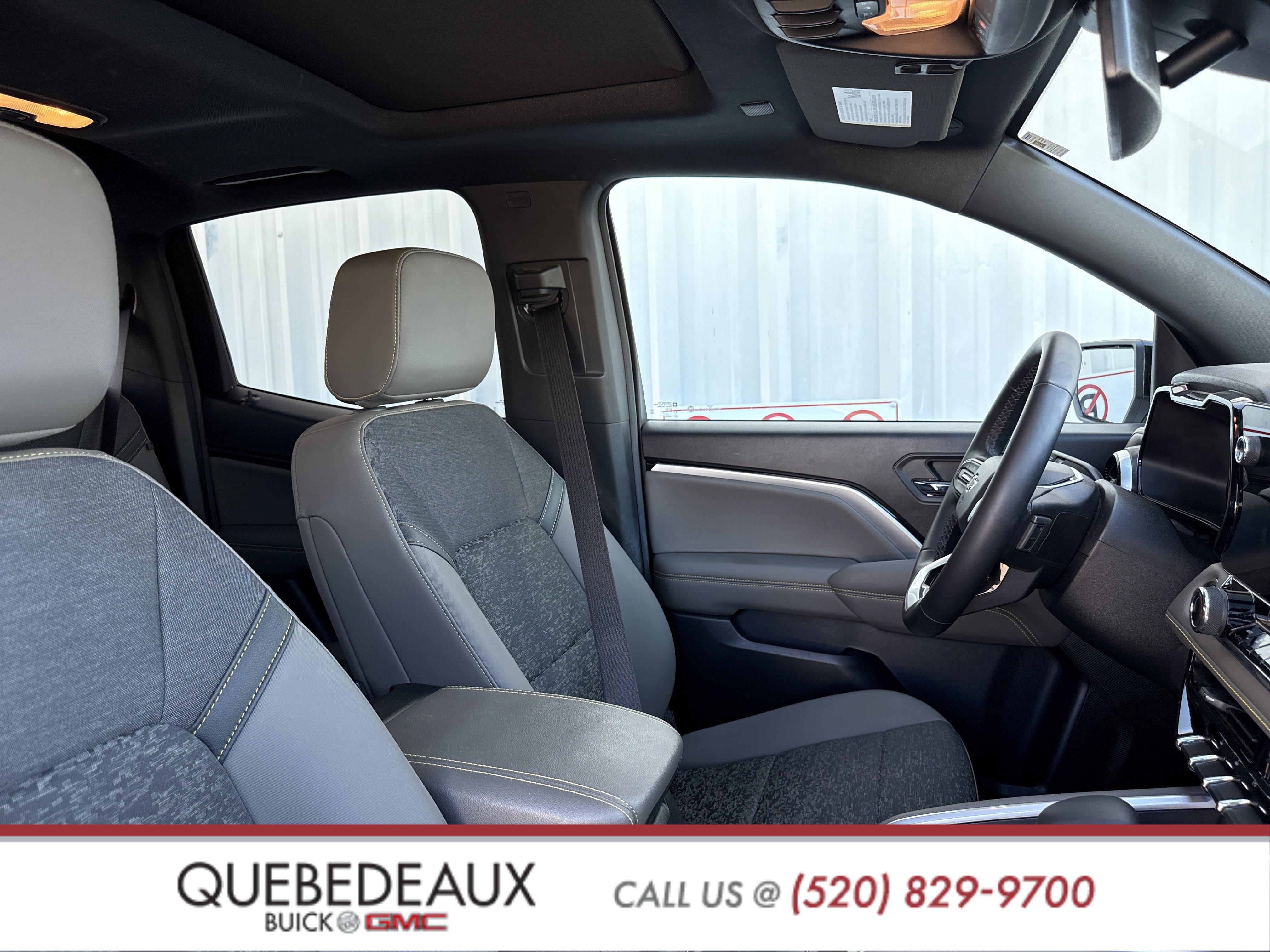 Used 2024 Chevrolet Colorado ZR2 w/ Technology Package image 53