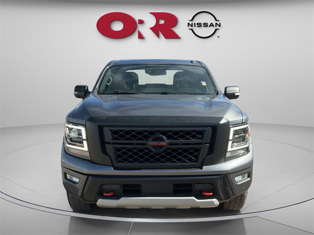Used 2020 Nissan Titan PRO-4X w/ Pro-4x Convenience Package image 2