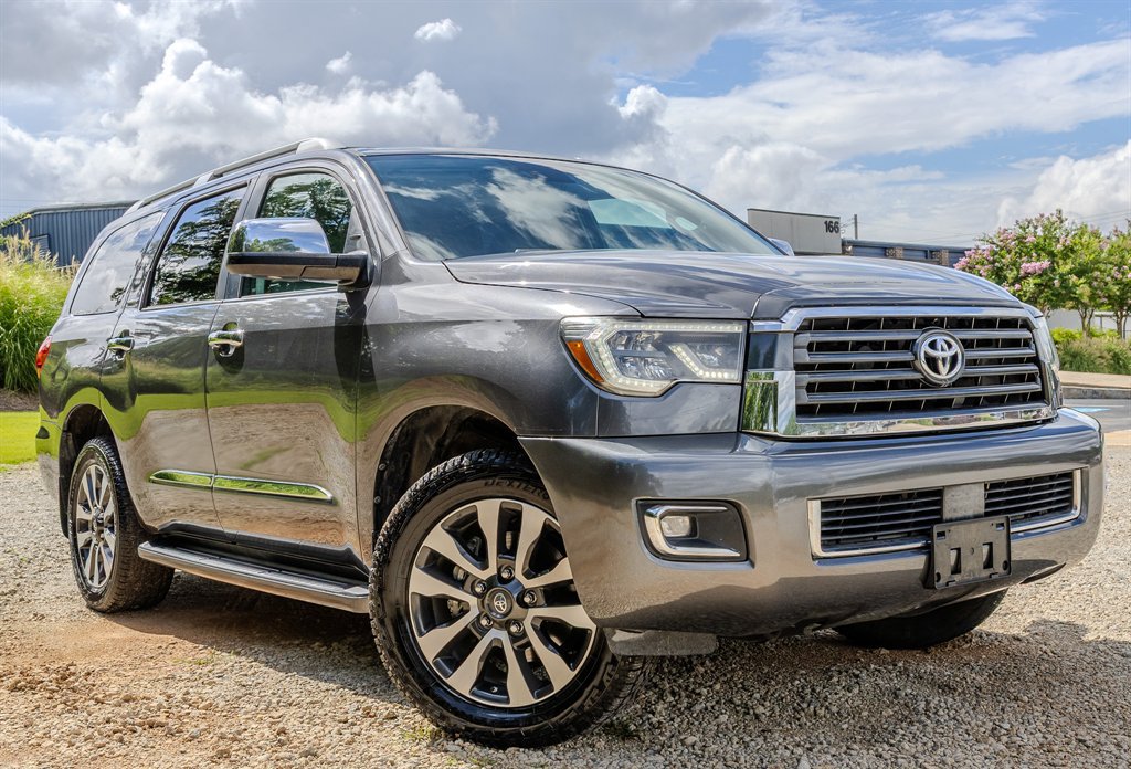 Used 2018 Toyota Sequoia Limited w/ Safety & Convenience Package RWD image 7