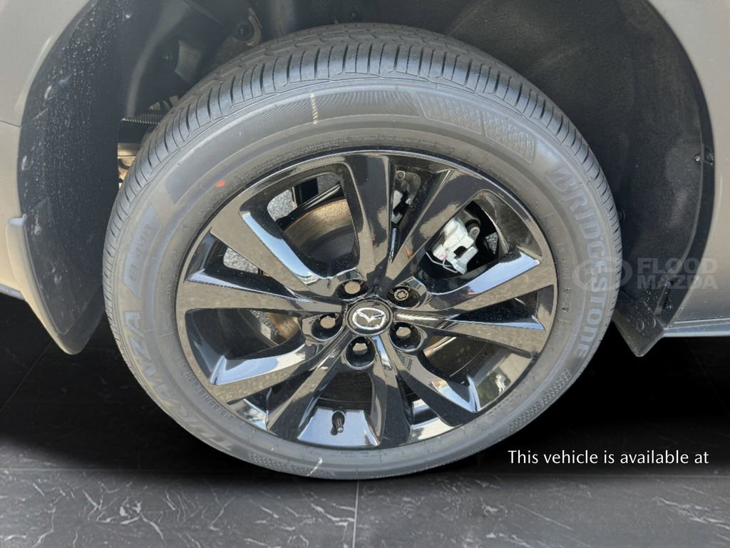 New 2025 MAZDA CX-30 Carbon image 11