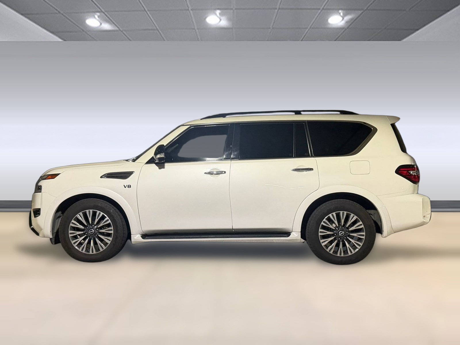 Used 2022 Nissan Armada SL w/ Midnight Edition Package RWD image 2