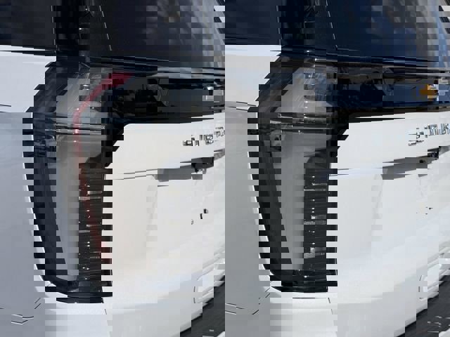 New 2026 Chevrolet Suburban High Country image 28