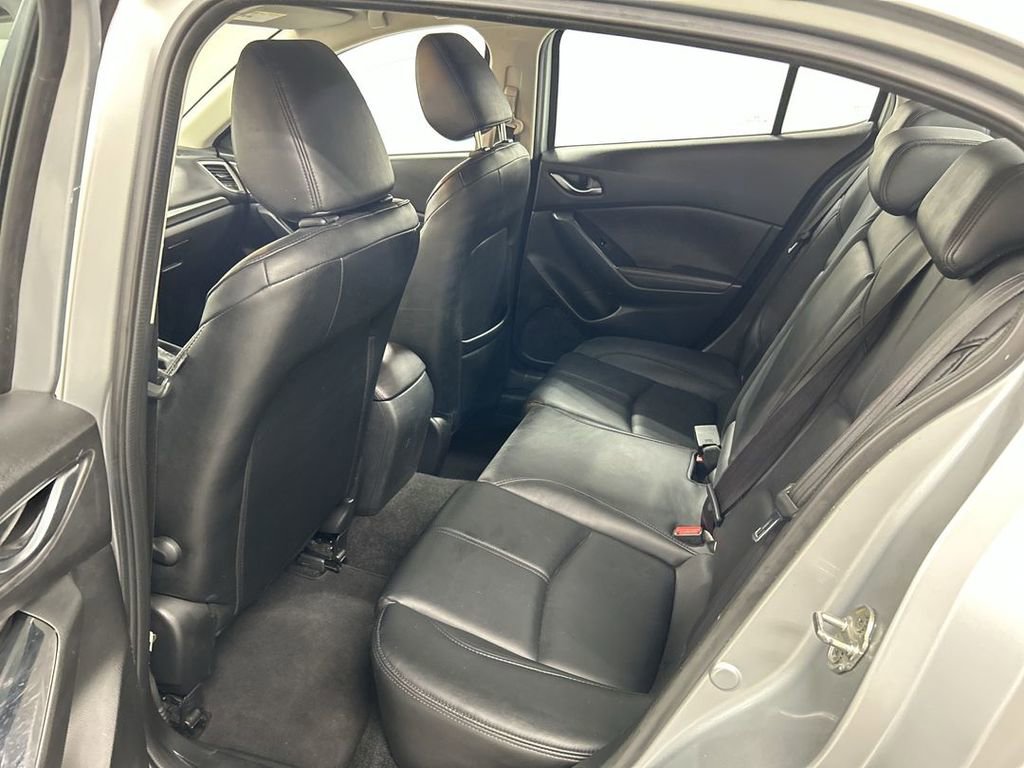 Used 2017 MAZDA MAZDA3 Touring FWD image 20