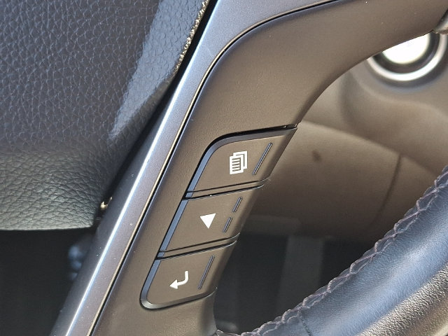 Used 2017 Hyundai Santa Fe Sport FWD image 22