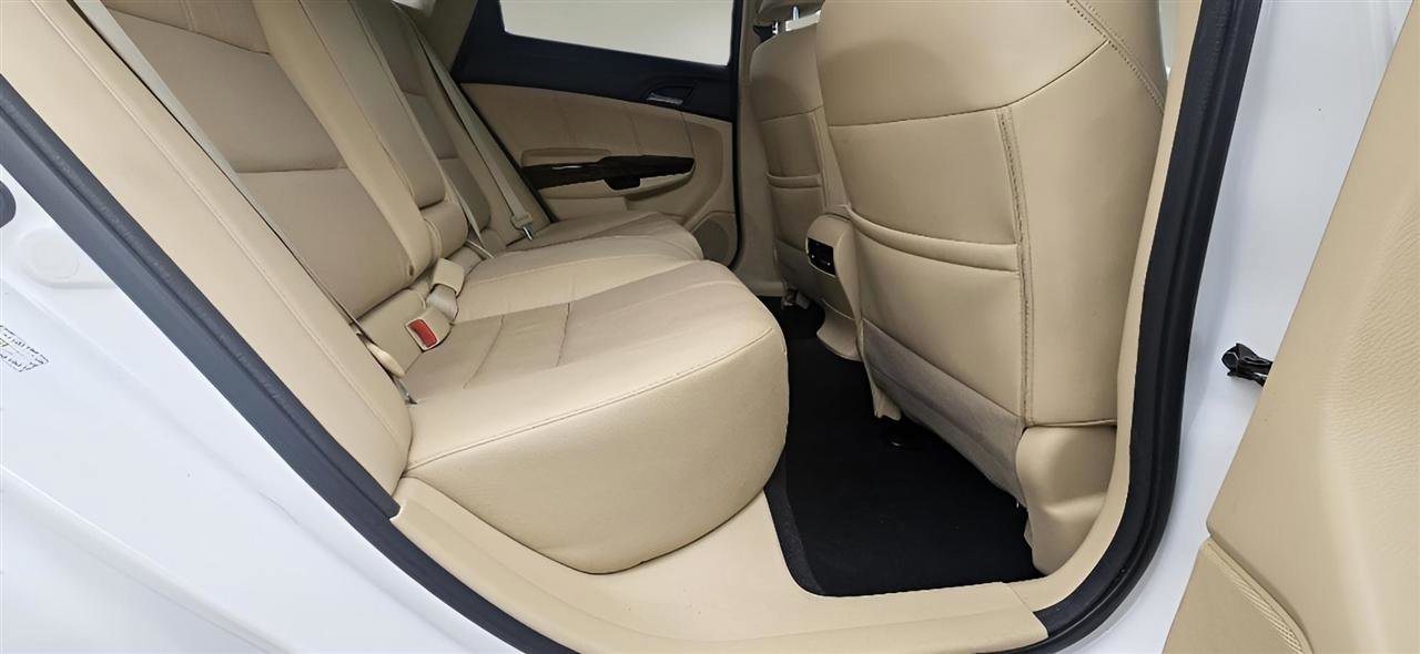 Used 2012 Honda Crosstour EX-L image 26