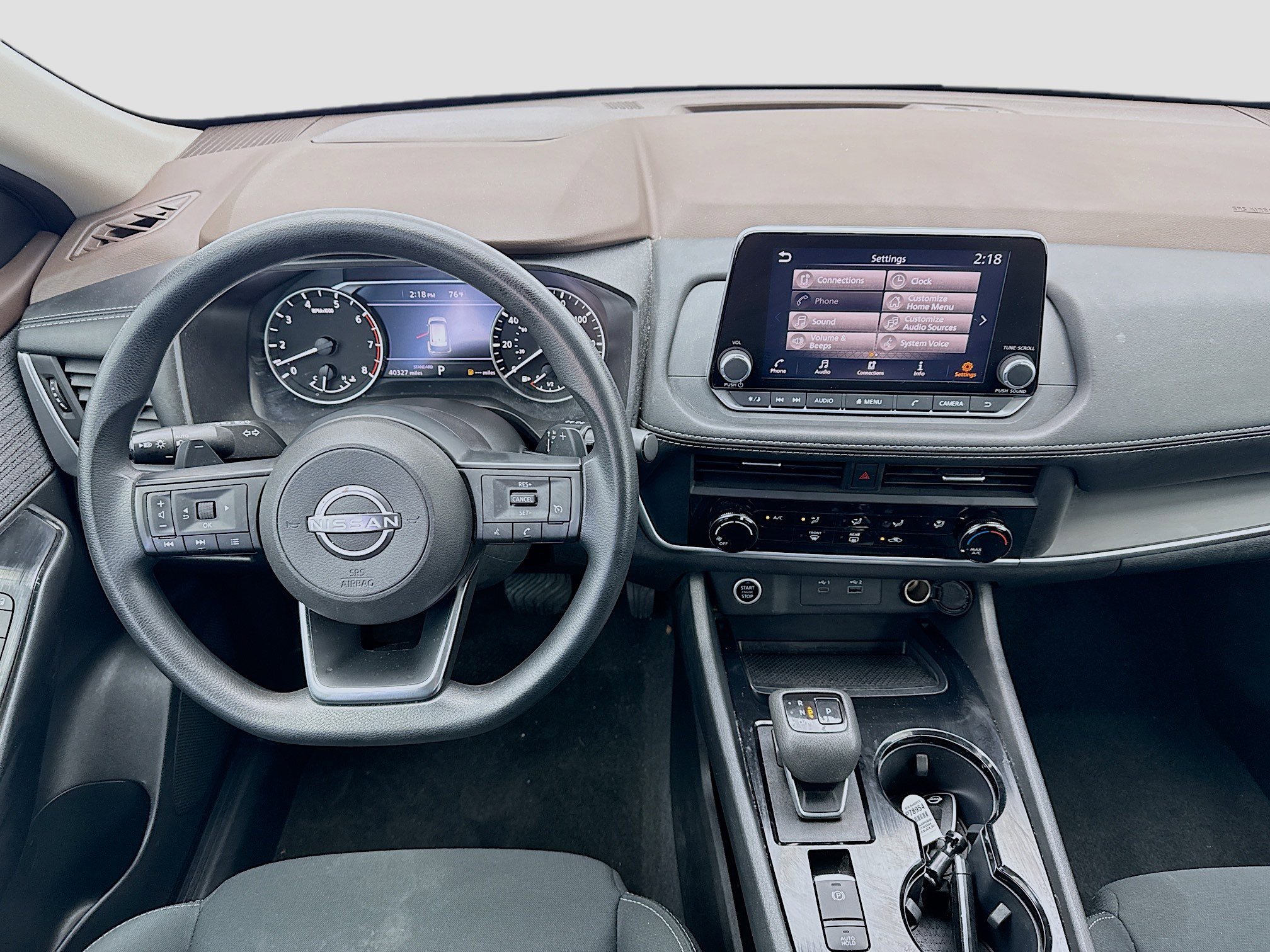 Used 2023 Nissan Rogue S image 14