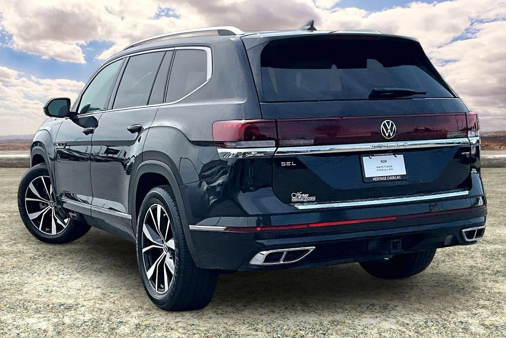 Used 2024 Volkswagen Atlas SEL Premium R-Line AWD/4WD image 4