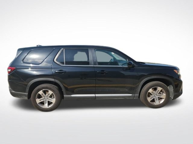 Used 2025 Honda Pilot EX-L image 8