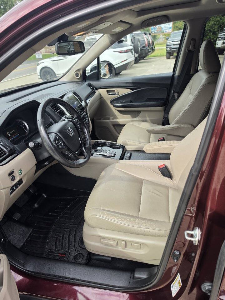 Used 2017 Honda Pilot Touring image 14