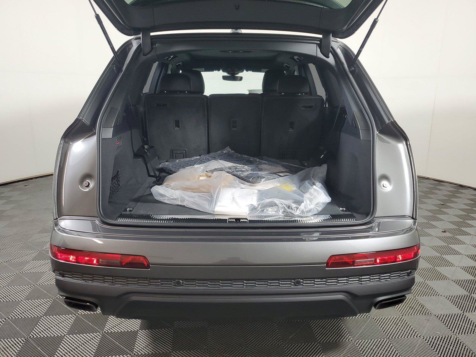 New 2026 Audi Q7 2.0T Premium Plus AWD/4WD image 9