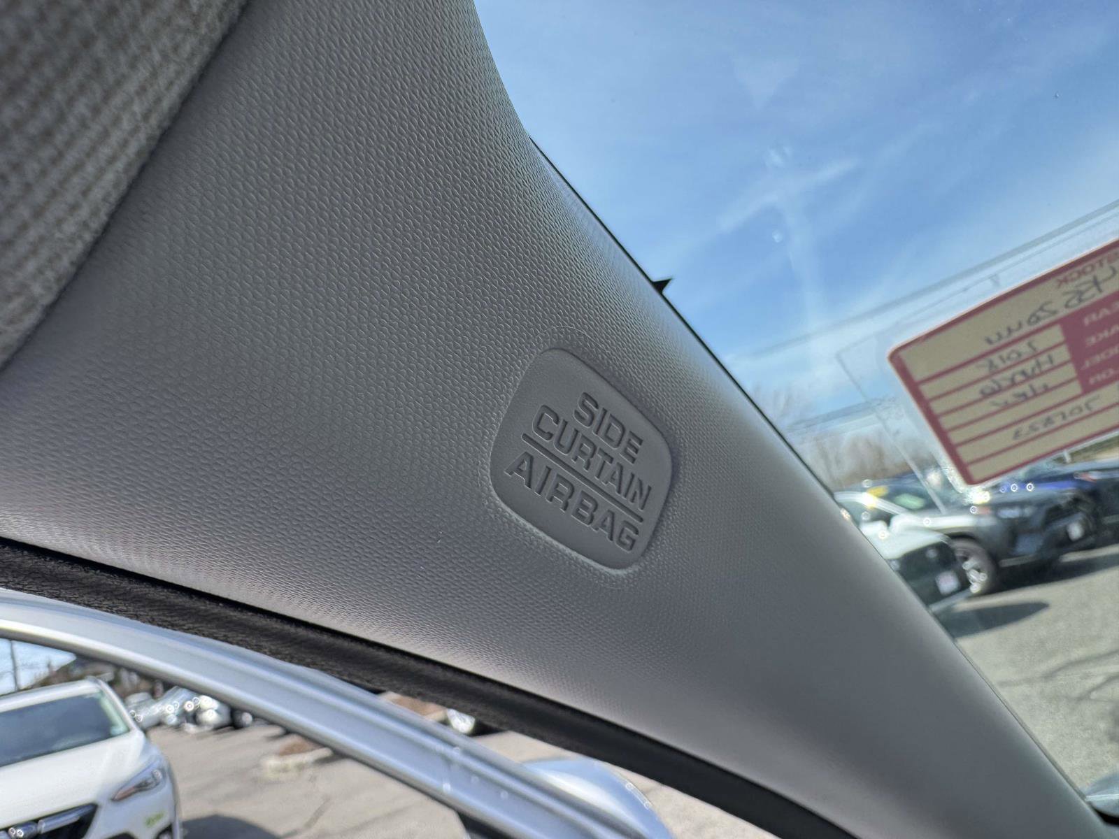 Used 2018 Honda HR-V EX image 34