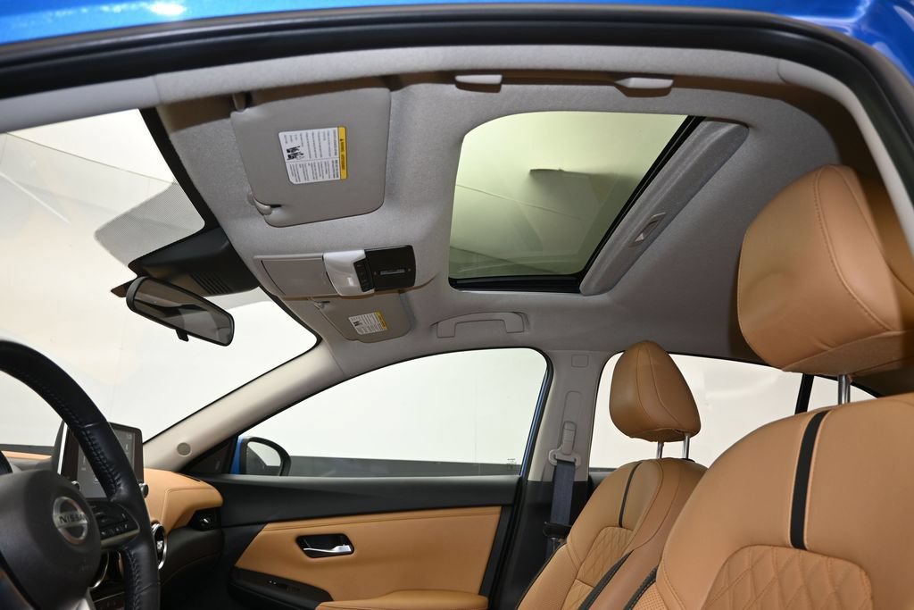 Used 2023 Nissan Sentra SV w/ SV Premium Package FWD image 20