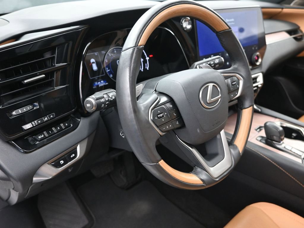 Certified 2024 Lexus RX 350 Premium w/ Accessory Package (Z1) FWD image 12