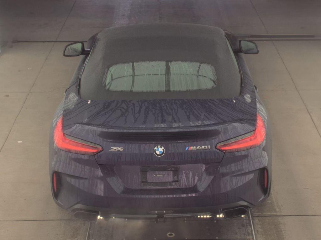 Certified 2025 BMW Z4 M40i w/ Premium Package image 6
