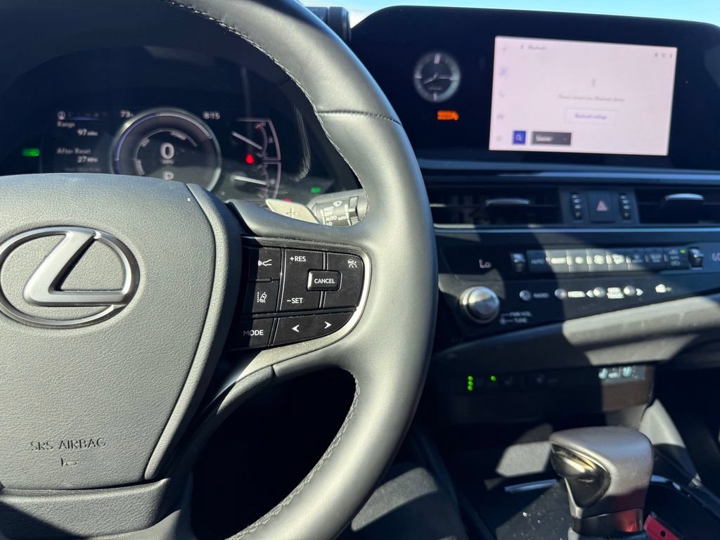 Used 2025 Lexus ES 300h w/ Premium Package FWD image 8
