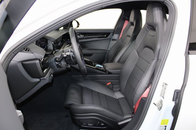 New 2025 Porsche Panamera 4 image 5