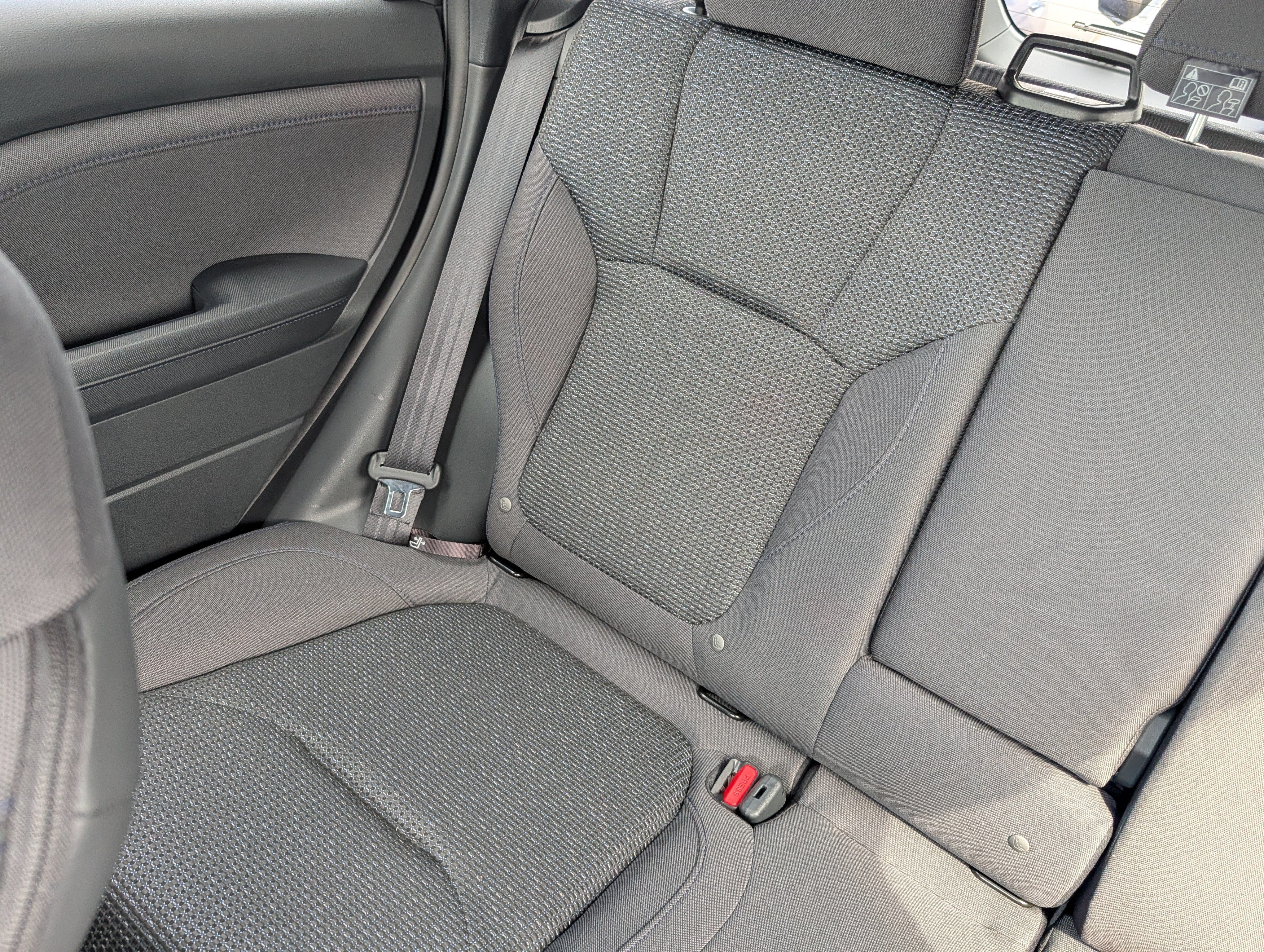 Used 2025 Subaru Forester Premium AWD/4WD image 12
