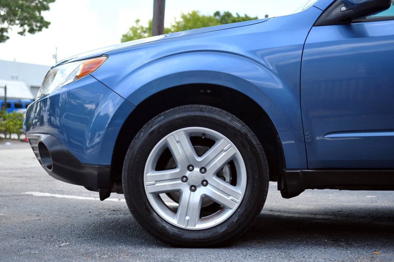 Used 2010 Subaru Forester 2.5X Limited AWD/4WD image 7