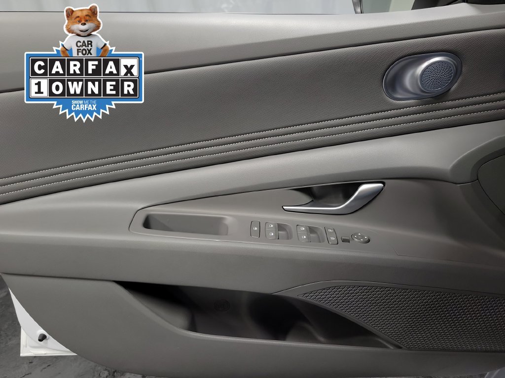 Used 2025 Hyundai Elantra Sport FWD image 23
